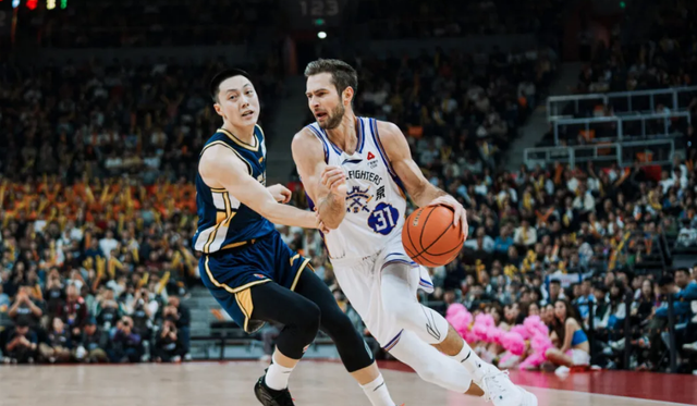 九游体育官网下载-CBA最新消息！北控男篮裁掉救火外援，琼斯或重返吉林男篮